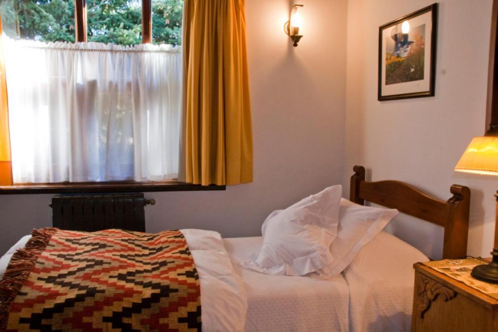 Hosteria Canela B&B Esquel Exterior foto